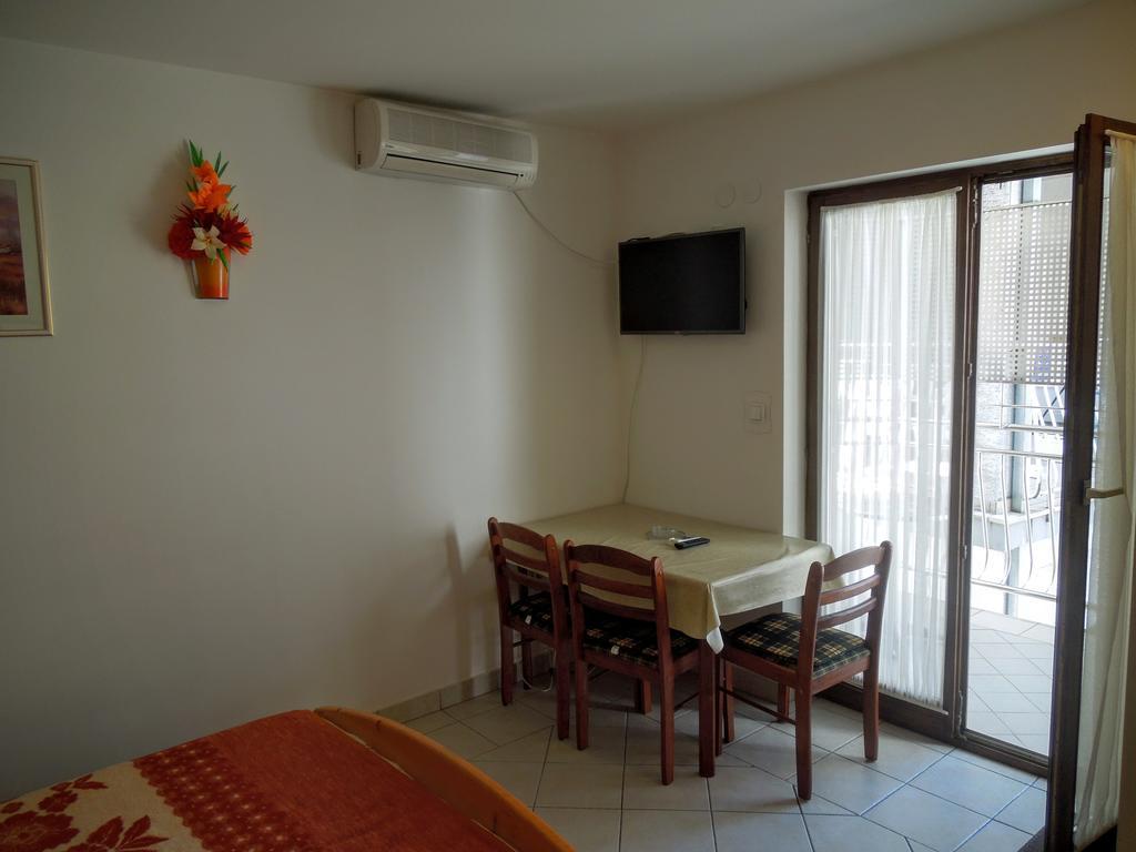 Apartments Dobranic ซริกเวนิซา ภายนอก รูปภาพ