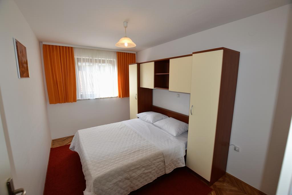 Apartments Dobranic ซริกเวนิซา ภายนอก รูปภาพ