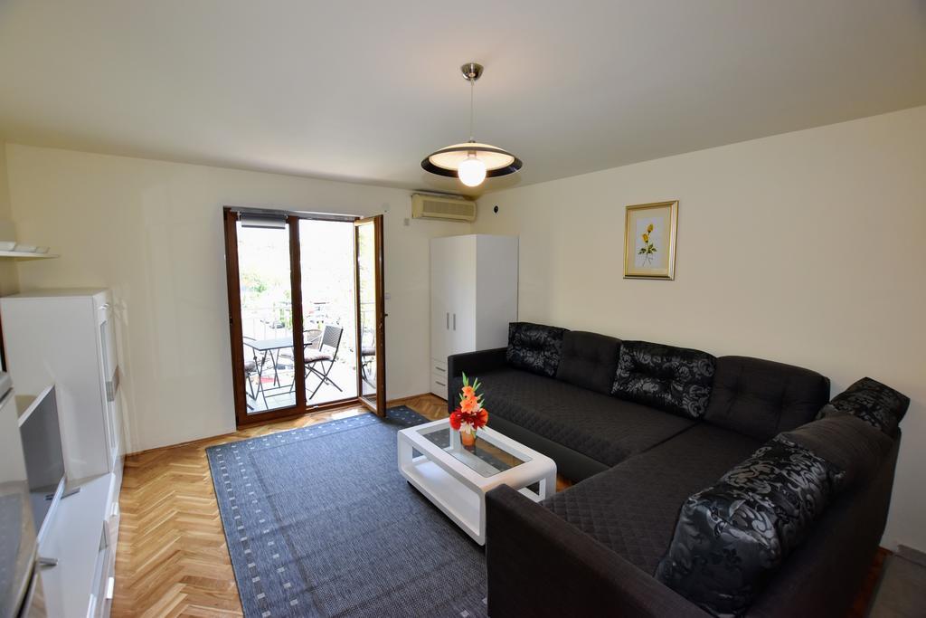 Apartments Dobranic ซริกเวนิซา ภายนอก รูปภาพ